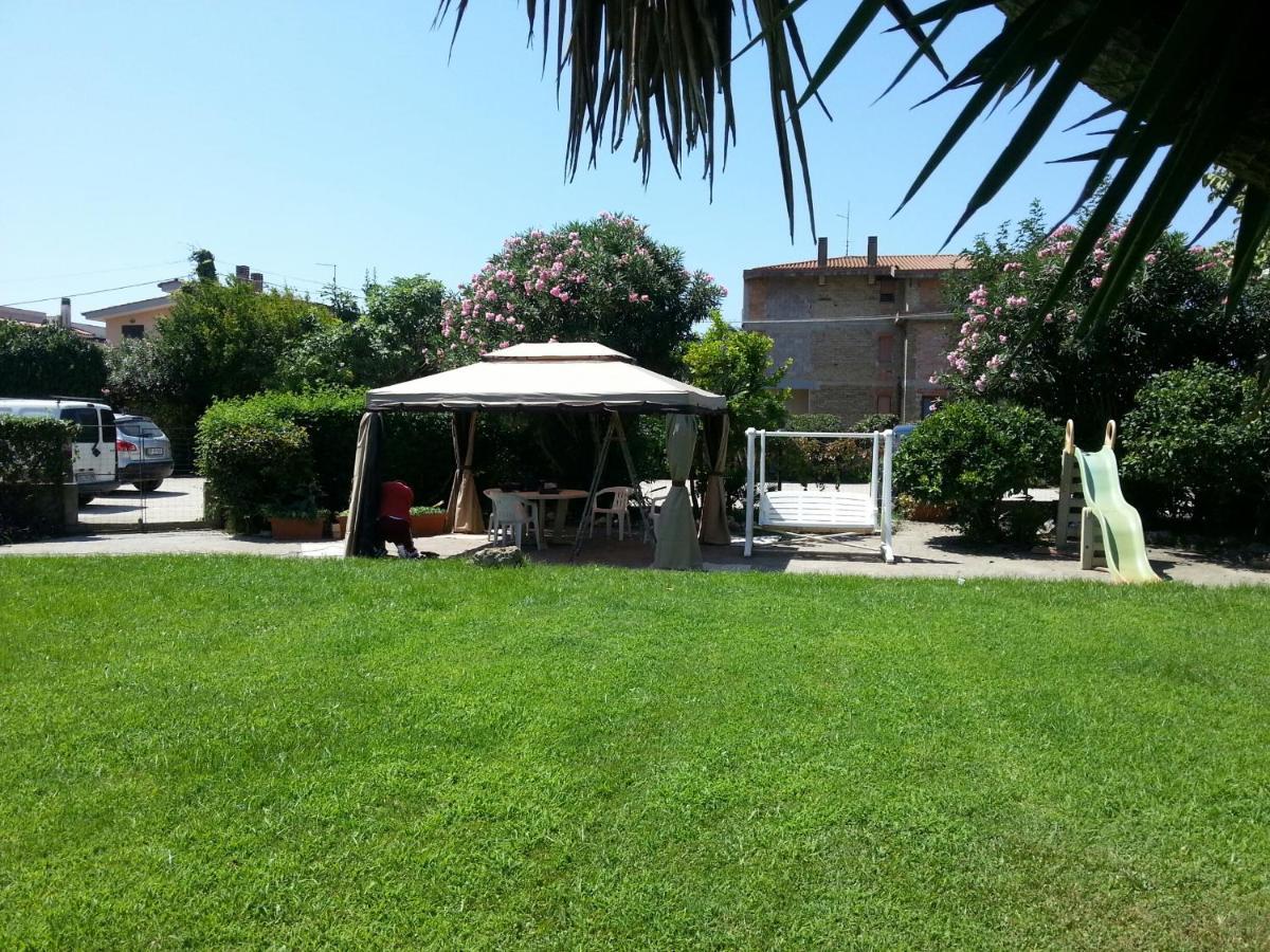 Garden Basement - Seminterrato Max 4 Ospiti - Fiumicino Vicino Aeroporto E Fiera Exterior foto